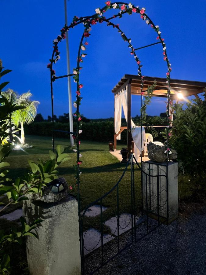 A Lu Fanizza Bed & Breakfast Кутрофиано Екстериор снимка
