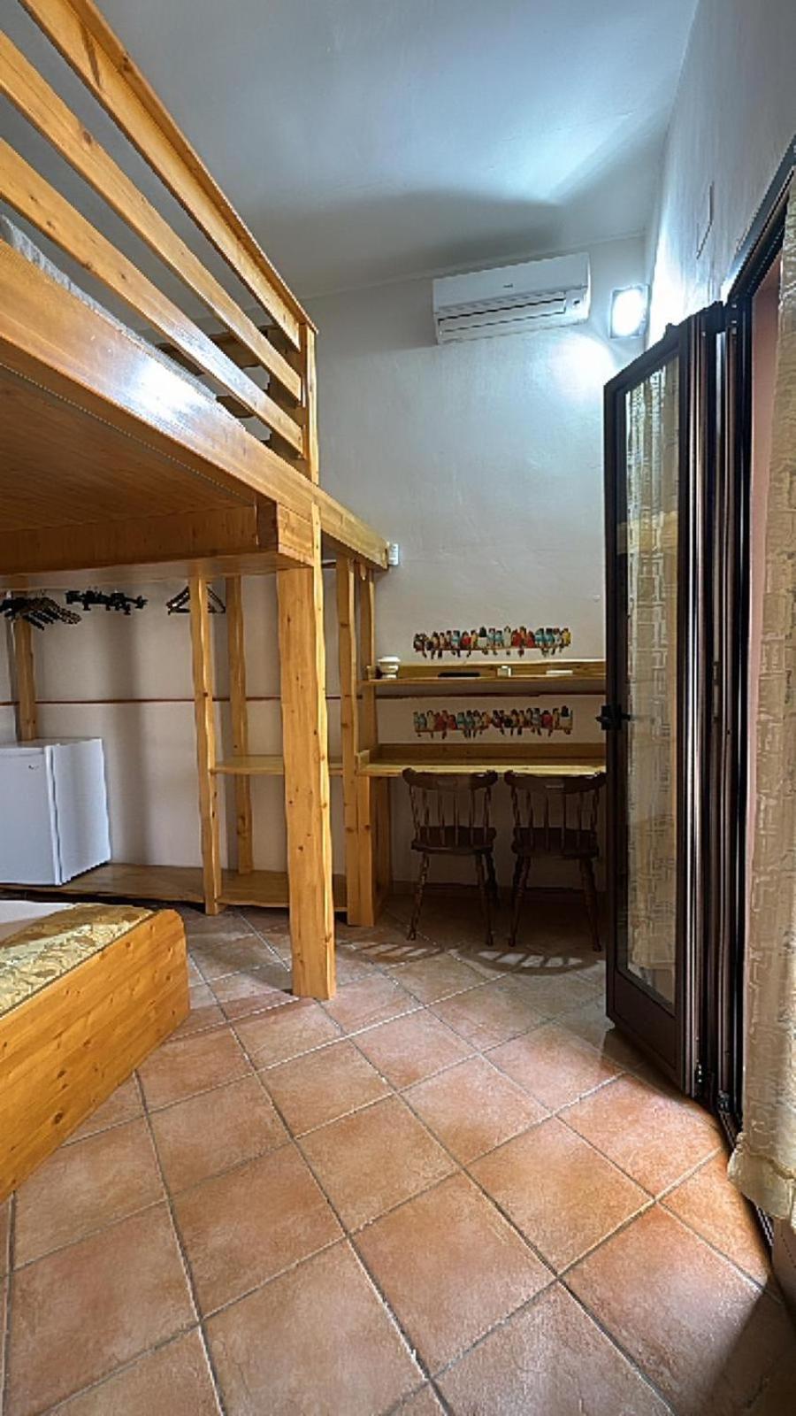 A Lu Fanizza Bed & Breakfast Кутрофиано Екстериор снимка